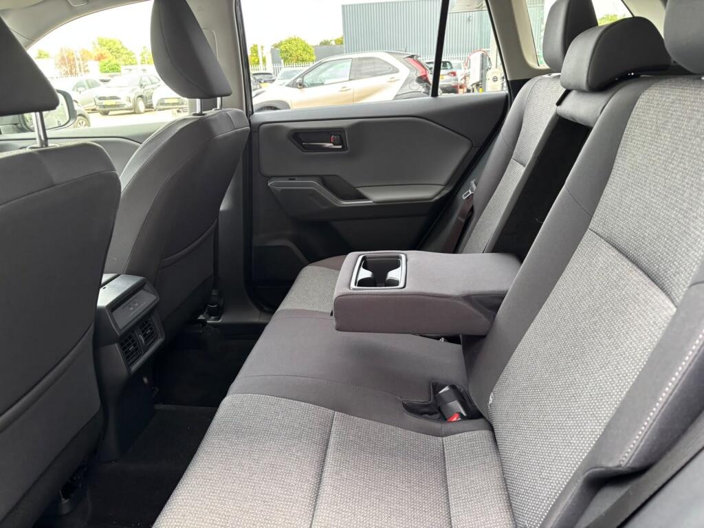 Toyota RAV4 2.5 Hybrid AWD 200 Dynamic | 2000kg Trekgew. | Sensoren v/a | - Image 38