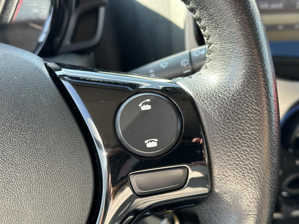 Toyota Aygo 1.0 VVT-i x-play | Airco | Camera | Lichtmetaal - Image 13