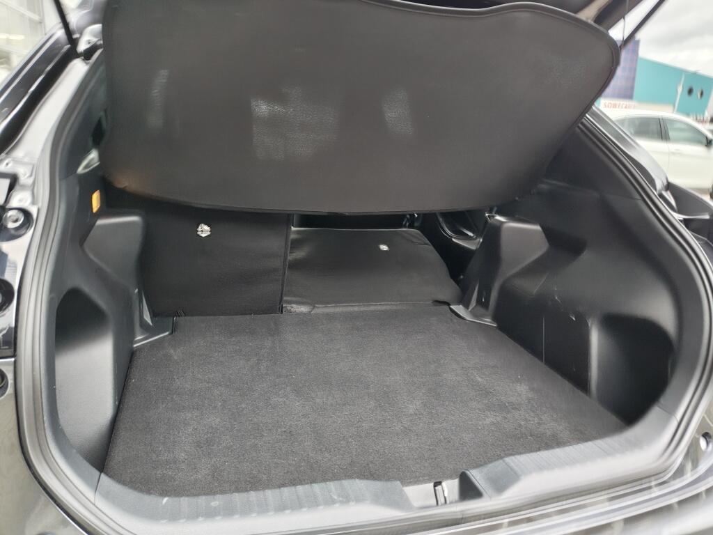 Toyota Yaris Cross 1.5 Hybrid 115 Dynamic | Sensoren v/a | Stoelverwarming | Keyless Entry - Image 28