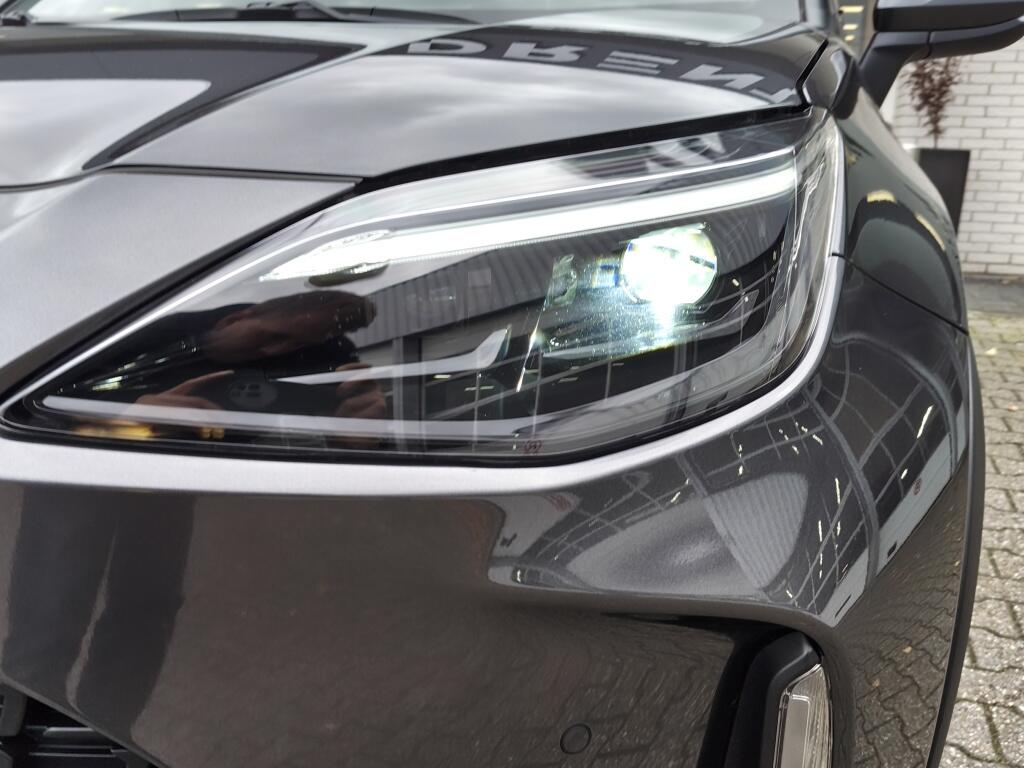 Toyota Yaris Cross 1.5 Hybrid 115 Dynamic | Sensoren v/a | Stoelverwarming | Keyless Entry - Image 29