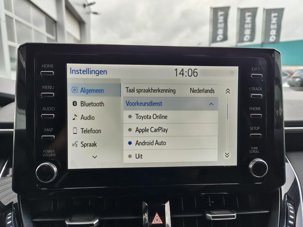 Toyota Corolla Touring Sports 1.8 Hybrid Business Plus | Trekhaak | Sensoren v/a | Keyless Entry/Start | Stoelverwarming - Image 18