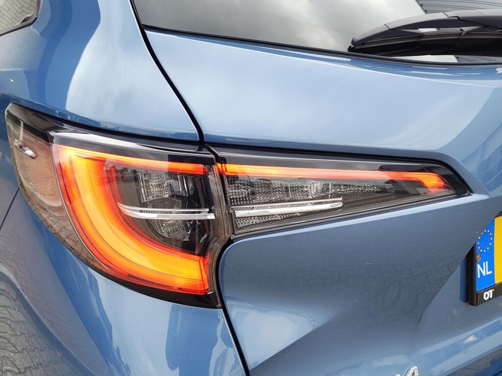 Toyota Corolla Touring Sports 1.8 Hybrid Business Plus | Trekhaak | Sensoren v/a | Keyless Entry/Start | Stoelverwarming - Image 35