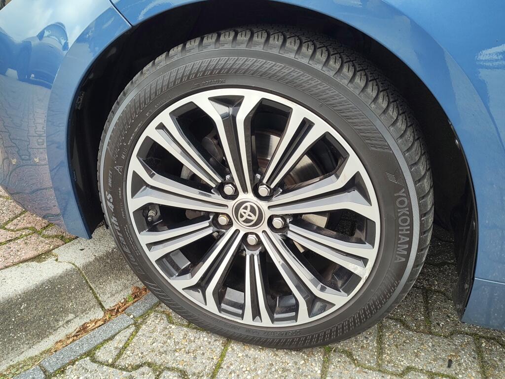 Toyota Corolla Touring Sports 1.8 Hybrid Business Plus | Trekhaak | Sensoren v/a | Keyless Entry/Start | Stoelverwarming - Image 38