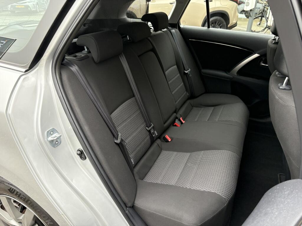Toyota Avensis Wagon 1.8 VVTi Dynamic limited | Trekhaak | Cruise | Stoelverwarmin - Image 31