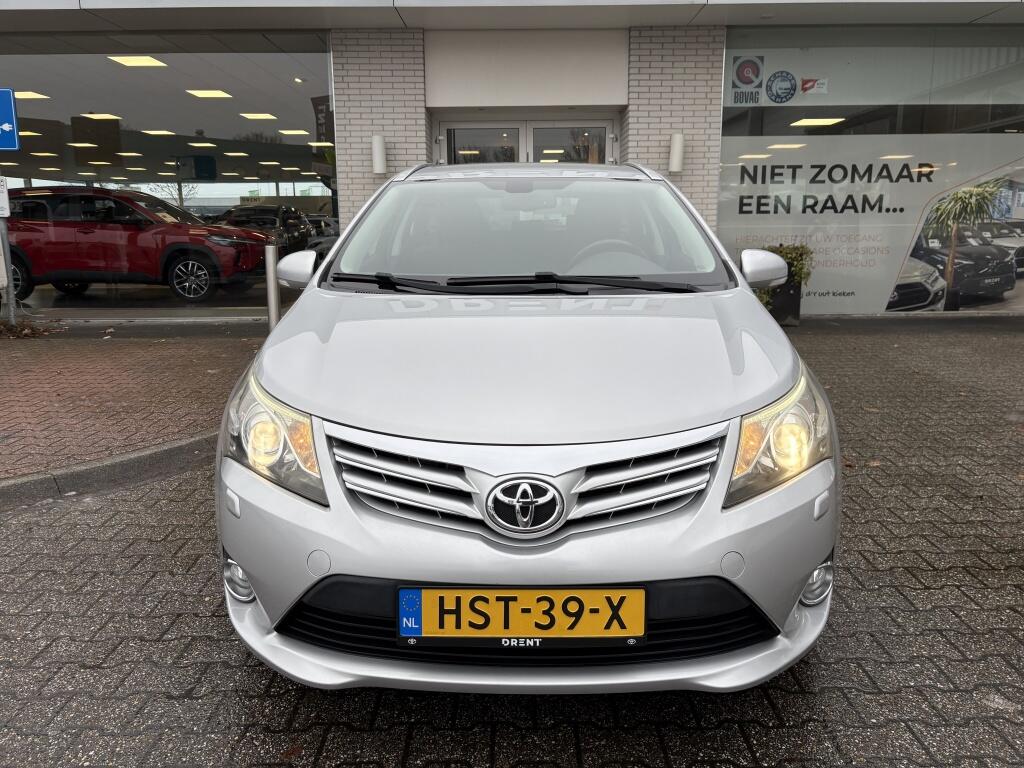 Toyota Avensis Wagon 1.8 VVTi Dynamic limited | Trekhaak | Cruise | Stoelverwarmin - Image 6
