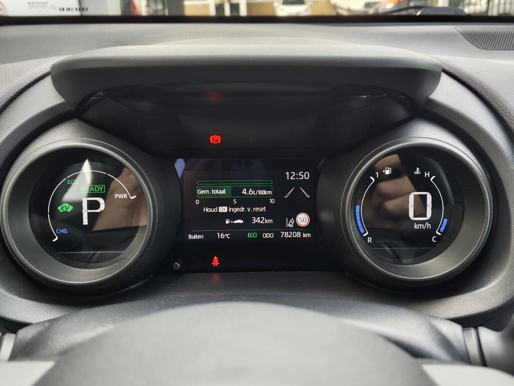 Toyota Yaris 1.5 Hybrid Dynamic | Trekhaak Afn. | Navi | Keyless Entry/Start - Image 11