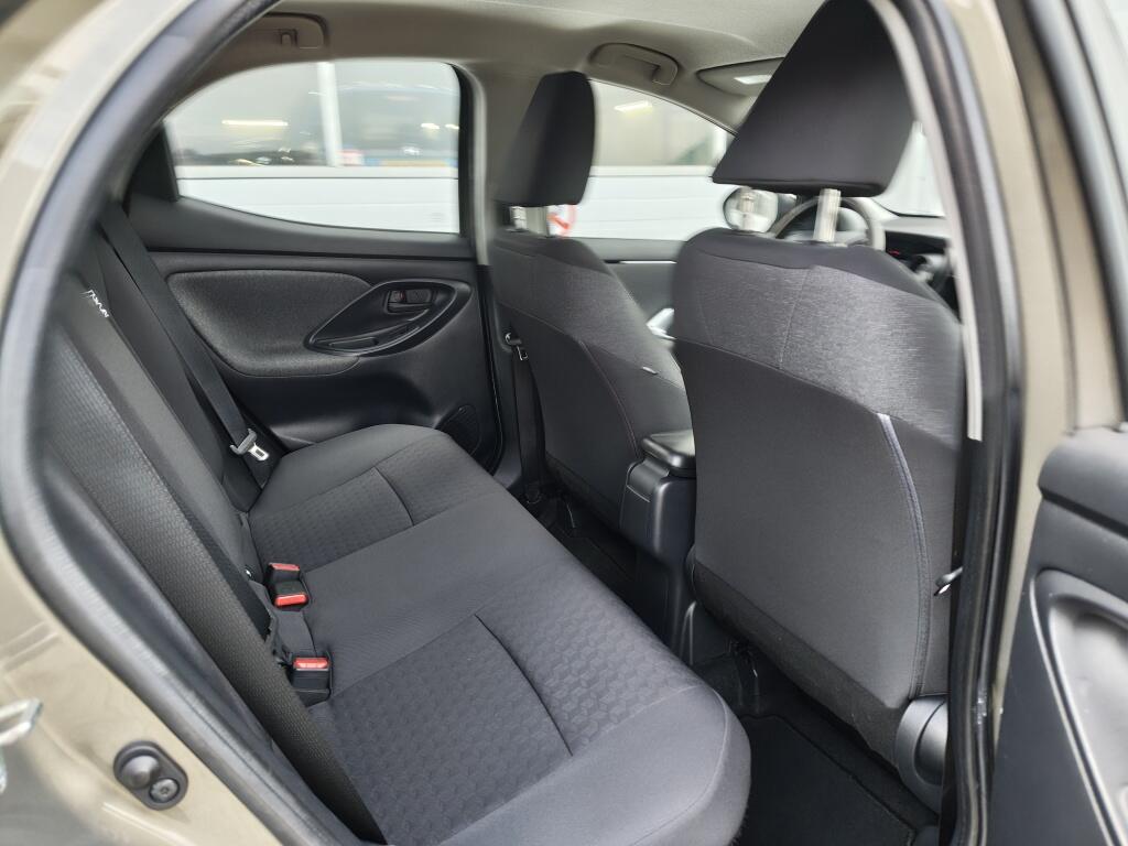 Toyota Yaris 1.5 Hybrid Dynamic | Trekhaak Afn. | Navi | Keyless Entry/Start - Image 30