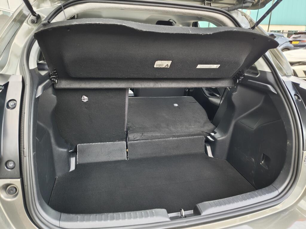 Toyota Yaris 1.5 Hybrid Dynamic | Trekhaak Afn. | Navi | Keyless Entry/Start - Image 33