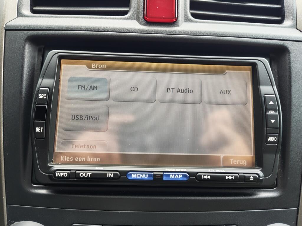 Honda CR-V 2.4i Executive - Image 17