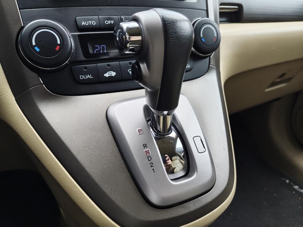 Honda CR-V 2.4i Executive - Image 22