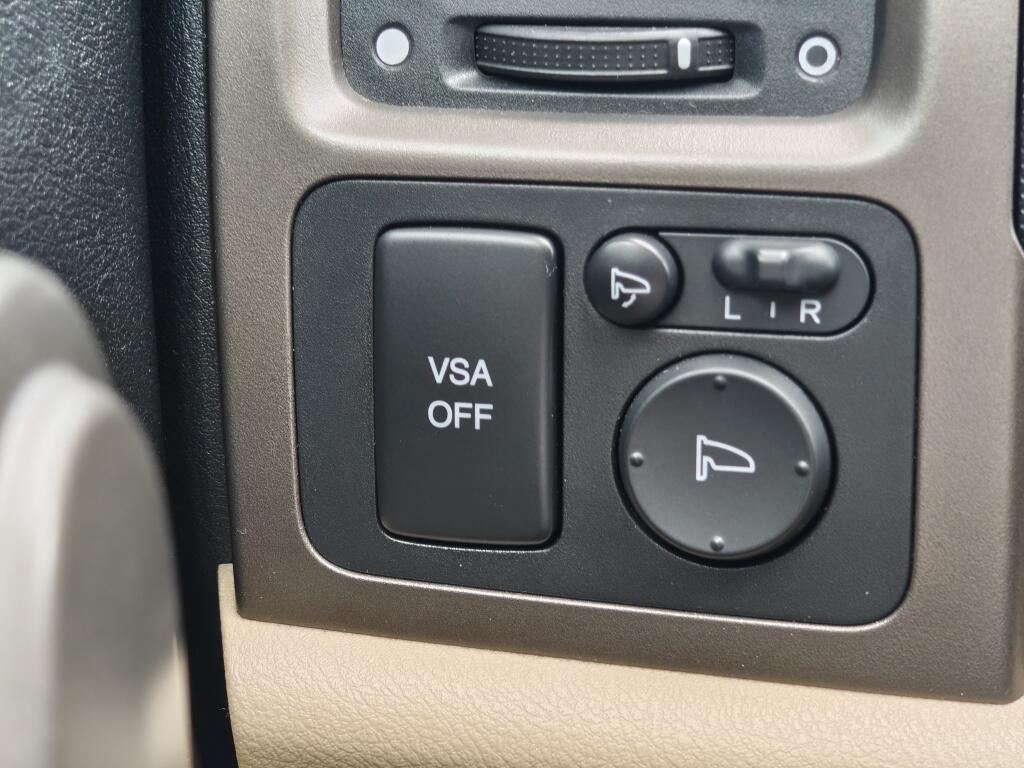 Honda CR-V 2.4i Executive - Image 26
