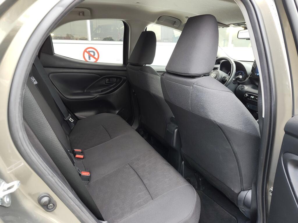 Toyota Yaris 1.5 Hybrid 115 Dynamic | Comfor Pack | Sensoren v/a | Android Auto - Image 31