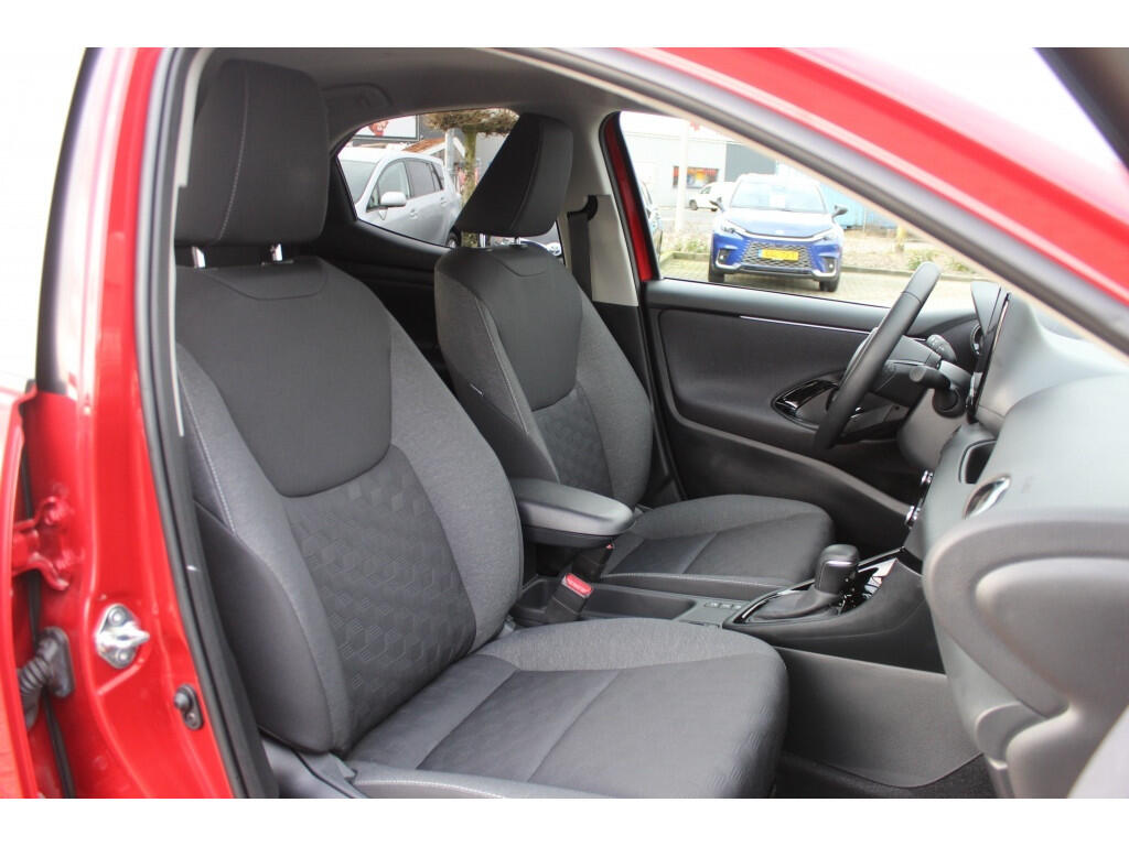 Toyota Yaris 1.5 Hybrid 115 Dynamic | ComfortPack | Sensoren v/a | Android Auto - Image 28