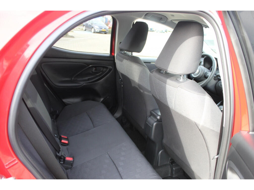 Toyota Yaris 1.5 Hybrid 115 Dynamic | Comfort Pack | Sensoren v/a | Android Auto - Image 29