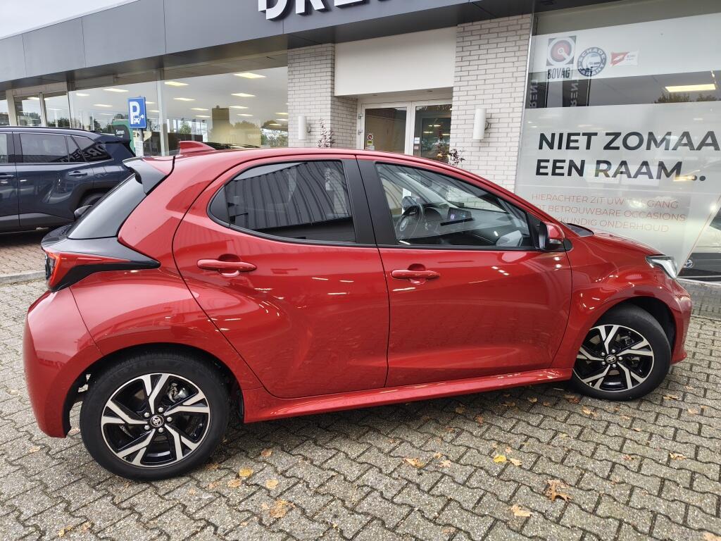 Toyota Yaris 1.5 Hybrid 115 Dynamic - Image 4
