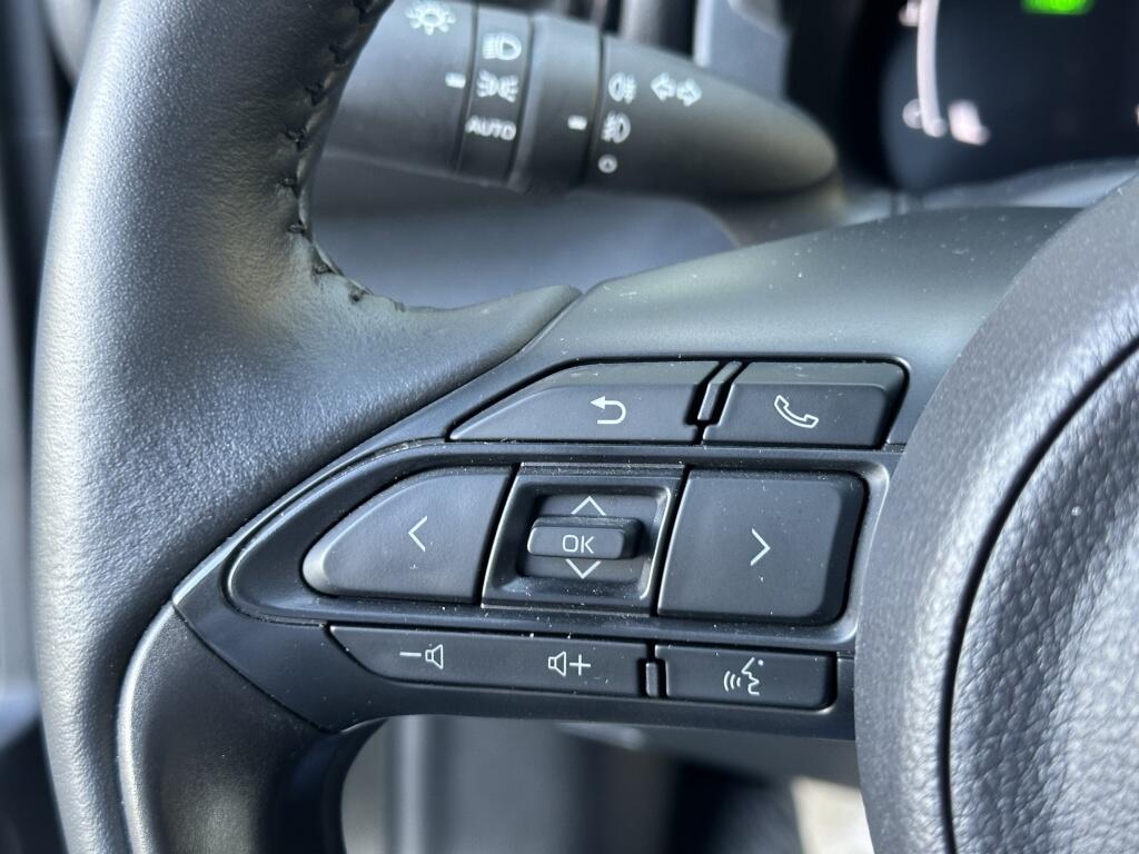 Toyota Yaris Cross 1.5 Hybrid 115 Dynamic | Stoel- en stuurverwarming | CarPlay - Image 12