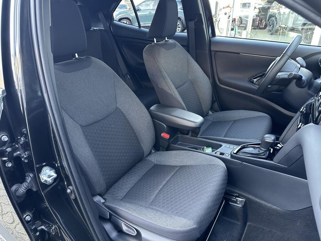 Toyota Yaris Cross 1.5 Hybrid 115 Dynamic | Stoel- en stuurverwarming | CarPlay - Image 22