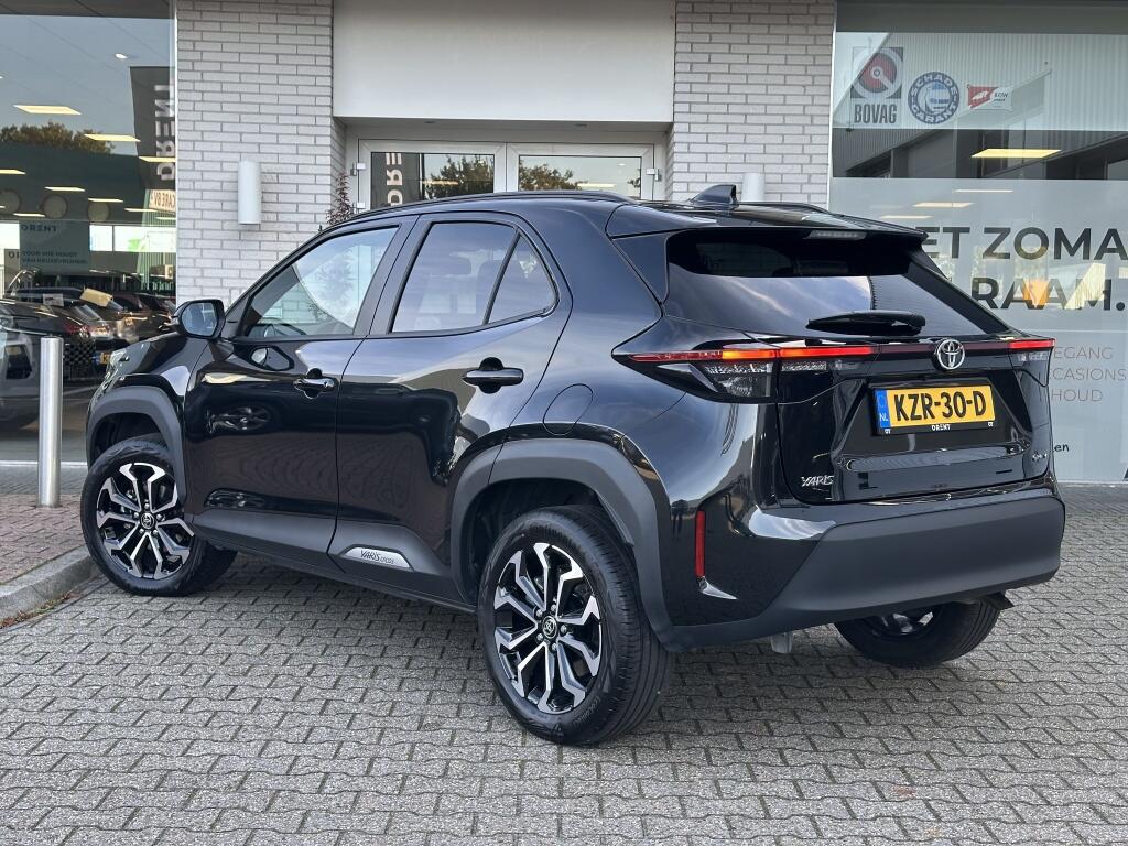 Toyota Yaris Cross 1.5 Hybrid 115 Dynamic | Stoel- en stuurverwarming | CarPlay - Image 3