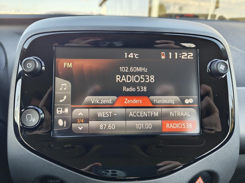 Toyota Aygo 1.0 VVT-i x-clusiv | Keyless Entry/Start | Android Auto | Half Leder - Image 16