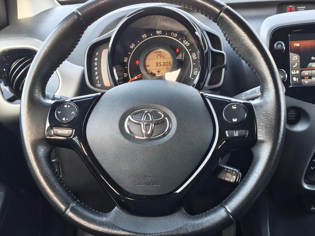 Toyota Aygo 1.0 VVT-i x-clusiv | Keyless Entry/Start | Android Auto | Half Leder - Image 9